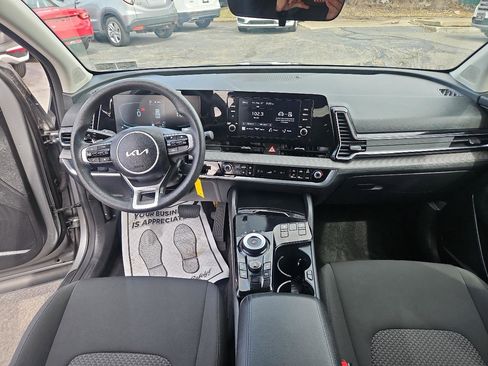 Used 2023 Kia Sportage LX image 21