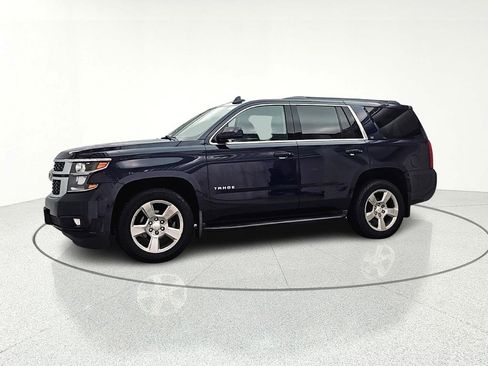 Used 2020 Chevrolet Tahoe LT w/ Luxury Package AWD/4WD image 3