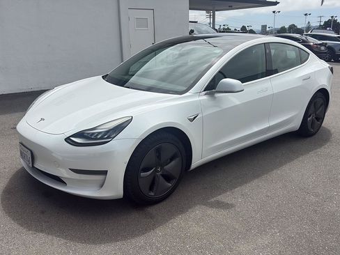 Used 2020 Tesla Model 3 Standard Range RWD image 7