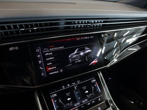 Certified 2025 Audi Q8 Premium w/ Black Optic Package AWD/4WD image 27