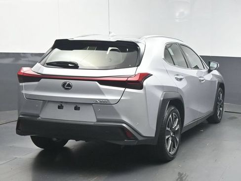 Used 2020 Lexus UX 200 w/ Premium Package FWD image 7