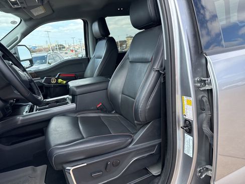 Used 2024 Ford F350 Lariat w/ FX4 Off-Road Package image 15