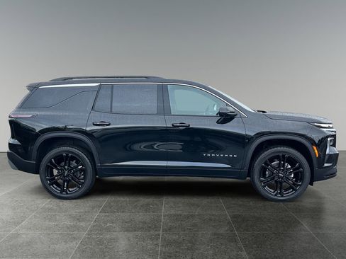 New 2026 Chevrolet Traverse LT w/ Driver Confidence Package image 8