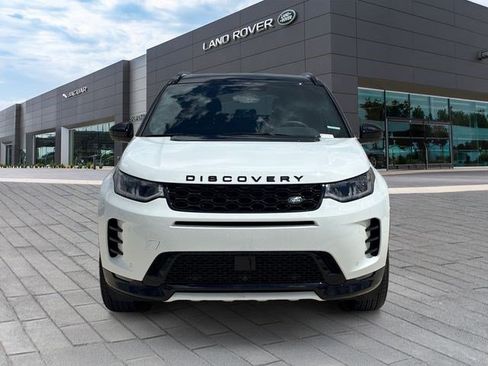 Used 2025 Land Rover Discovery Sport Dynamic SE AWD/4WD image 8