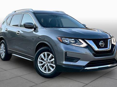 Used 2019 Nissan Rogue SV FWD image 2