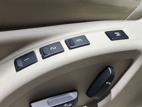 Used 2015 Volvo S60 T5 Premier image 14