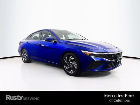 Used 2024 Hyundai Elantra Limited FWD image 1