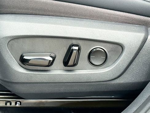 New 2026 Lexus TX 500h AWD image 27