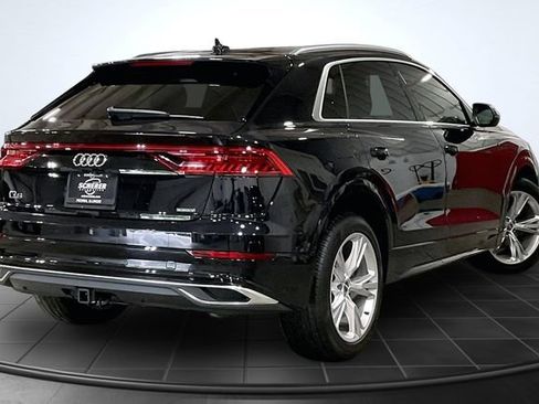 Used 2019 Audi Q8 Prestige w/ Towing Package AWD/4WD image 2