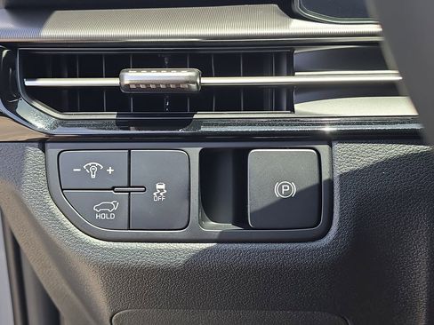 New 2026 Kia Sportage SX FWD image 30