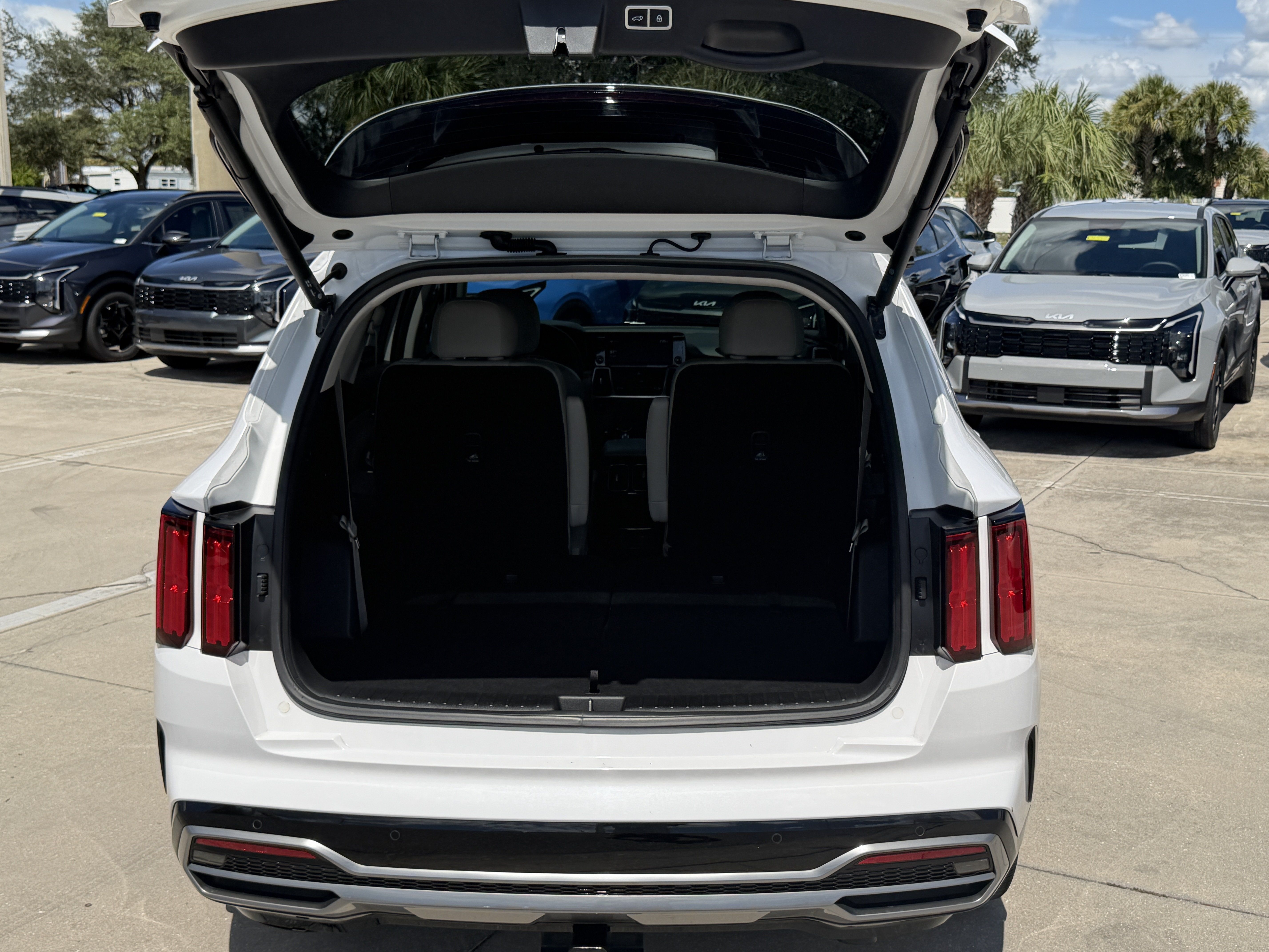 Certified 2021 Kia Sorento SX FWD image 13