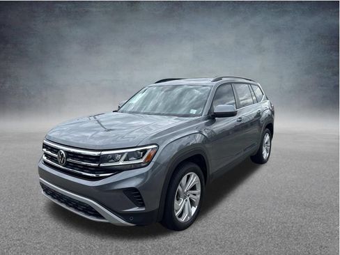 Used 2022 Volkswagen Atlas SE w/ Panoramic Sunroof Package FWD image 3