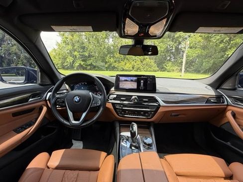 Used 2023 BMW 540i w/ Executive Package RWD image 38