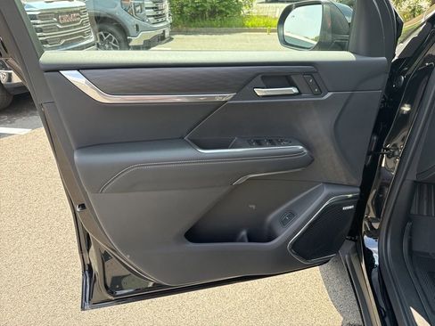 New 2025 GMC Acadia Elevation w/ LPO, Floor Liner Package image 21