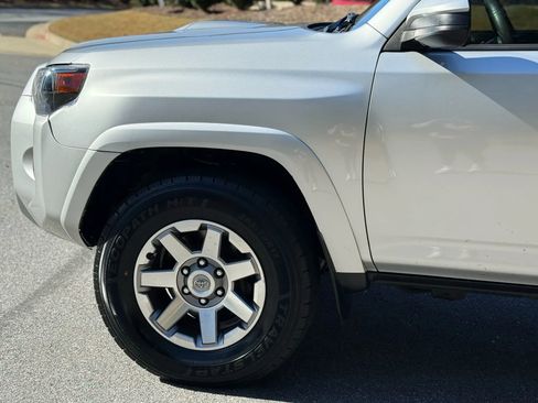 Used 2014 Toyota 4Runner Trail image 11