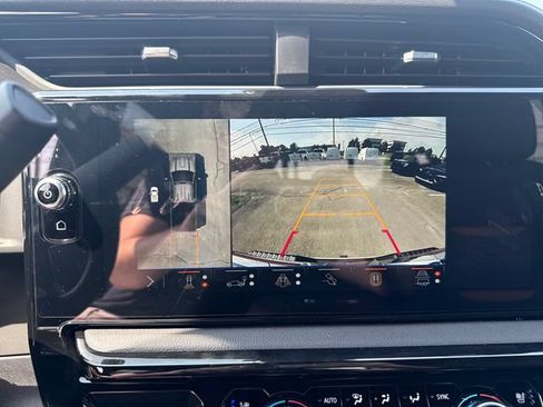 New 2026 GMC Sierra 2500 AT4 w/ AT4 Premium Plus Package AWD/4WD image 22