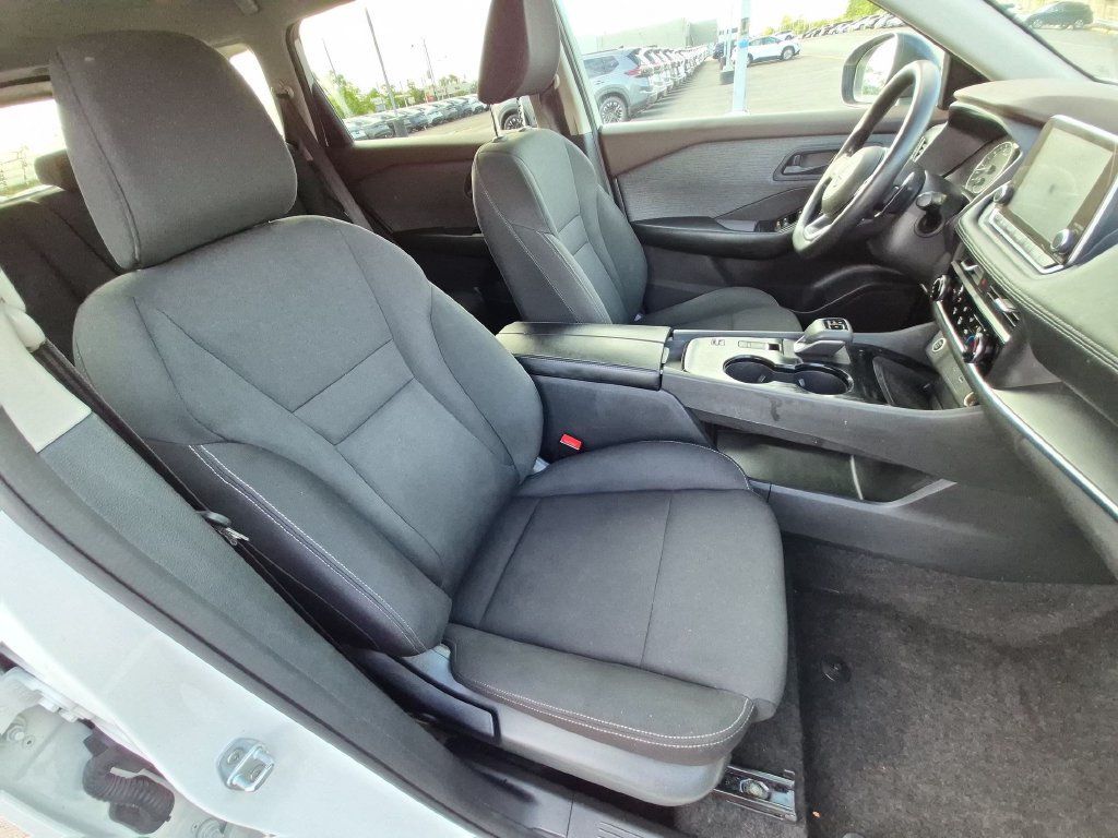 Used 2023 Nissan Rogue S FWD image 27