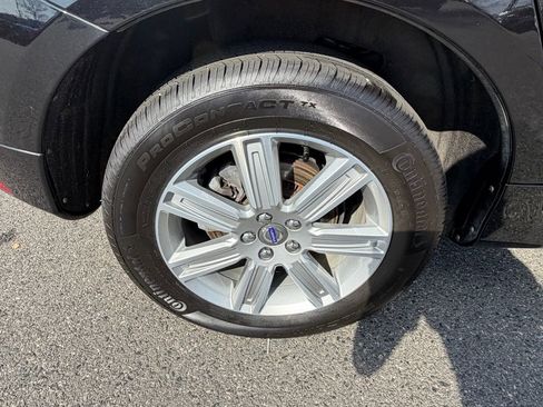 Used 2016 Volvo XC60 T6 Platinum w/ Climate Package image 14