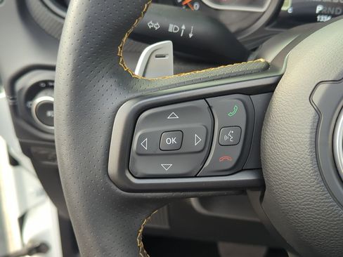 Used 2025 Jeep Wrangler Unlimited Rubicon 392 image 19