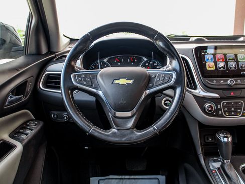 Used 2018 Chevrolet Equinox LT FWD image 24