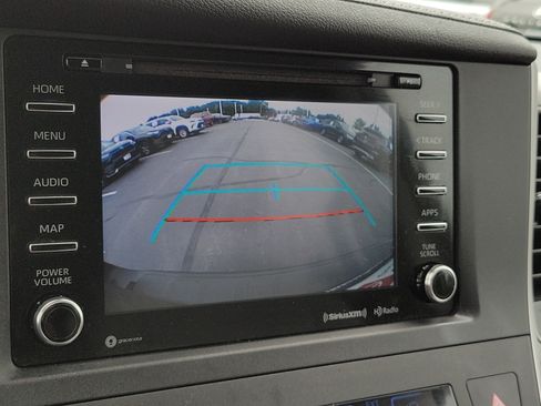 Certified 2020 Toyota Sienna XLE FWD image 35