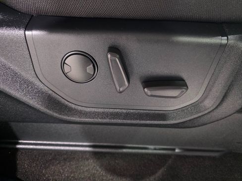 Used 2020 Ford F150 XLT w/ Equipment Group 302A Luxury image 23