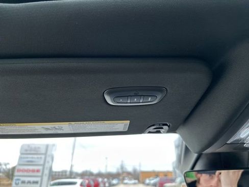Used 2022 RAM 1500 Laramie image 37