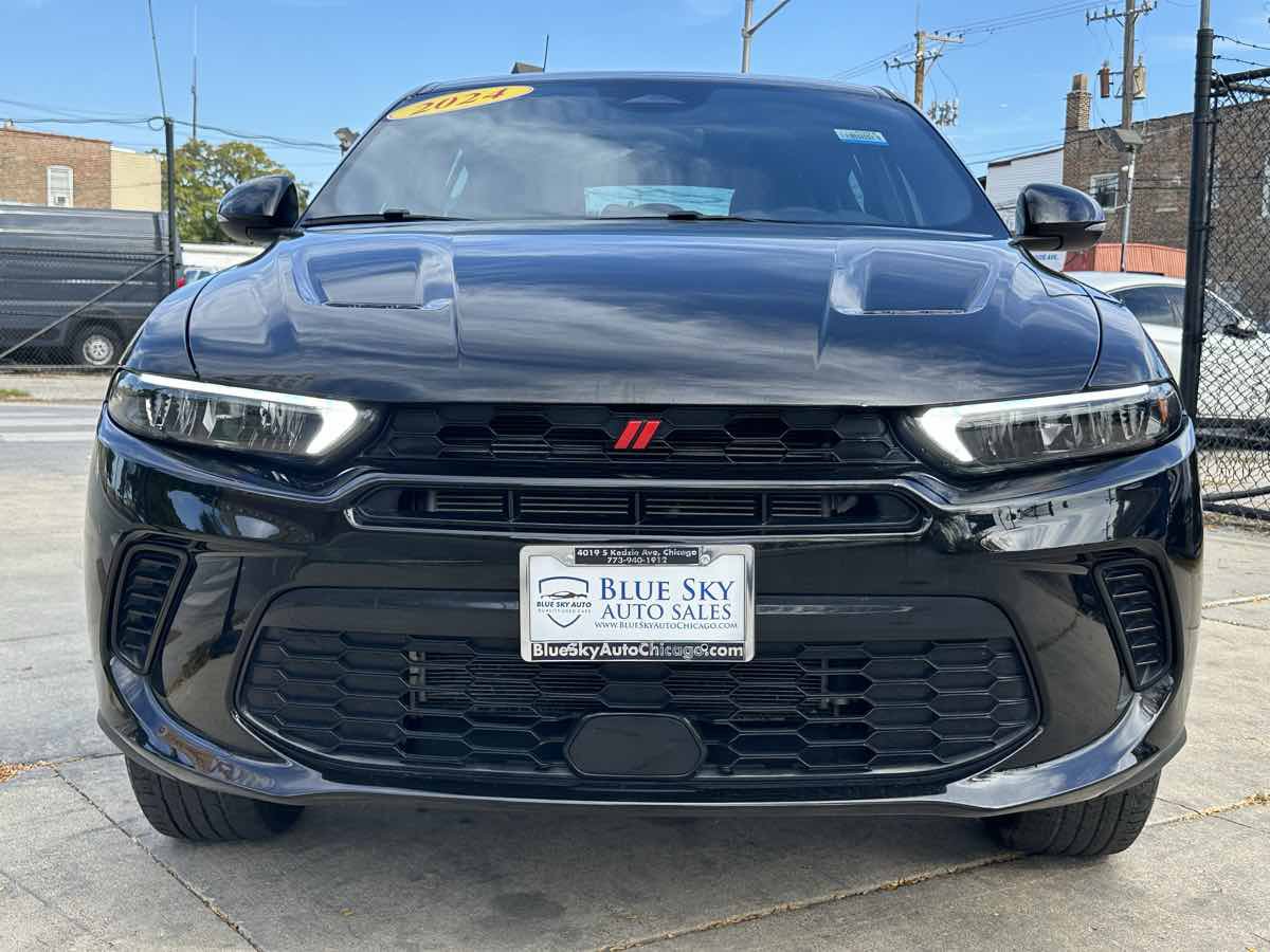 Used 2024 Dodge Hornet GT w/ GT Blacktop Package AWD/4WD image 2