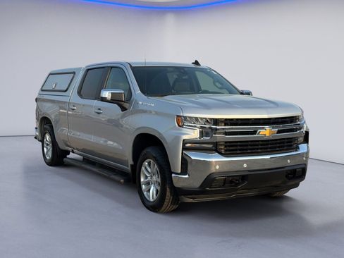 Used 2021 Chevrolet Silverado 1500 LT w/ Safety Package II image 9