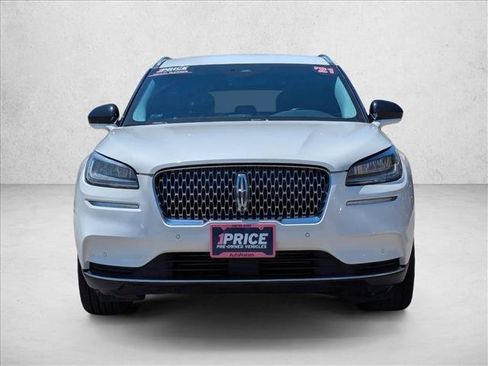 Used 2021 Lincoln Corsair AWD image 2