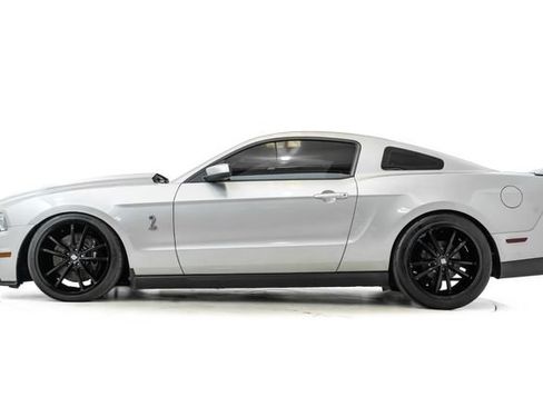 Used 2012 Ford Mustang Shelby GT500 w/ SVT Performance Pkg RWD image 9