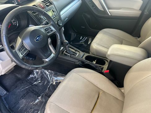 Used 2015 Subaru Forester 2.5i Touring w/ Protection Package #2 AWD/4WD image 11