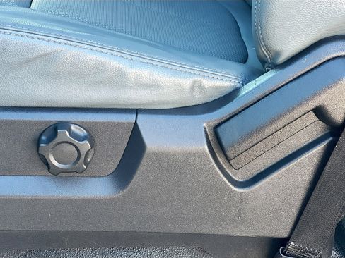 Used 2016 Ford F450 XL w/ Snow Plow Prep Package image 15