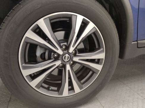 Used 2018 Nissan Rogue SL image 31