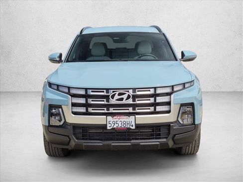 Certified 2025 Hyundai Santa Cruz SEL FWD image 3