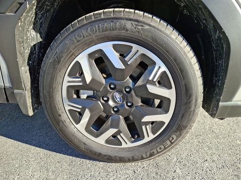 Certified 2025 Subaru Forester Premium w/ Convenience Package #1 image 8