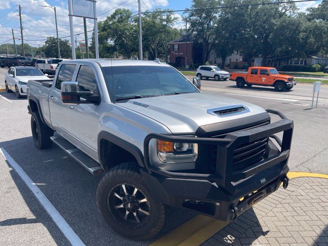 Used 2018 GMC Sierra 2500 Denali w/ Duramax Plus Package AWD/4WD image 1