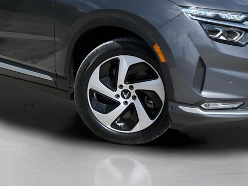 New 2025 VinFast VF 8 Eco AWD/4WD image 29