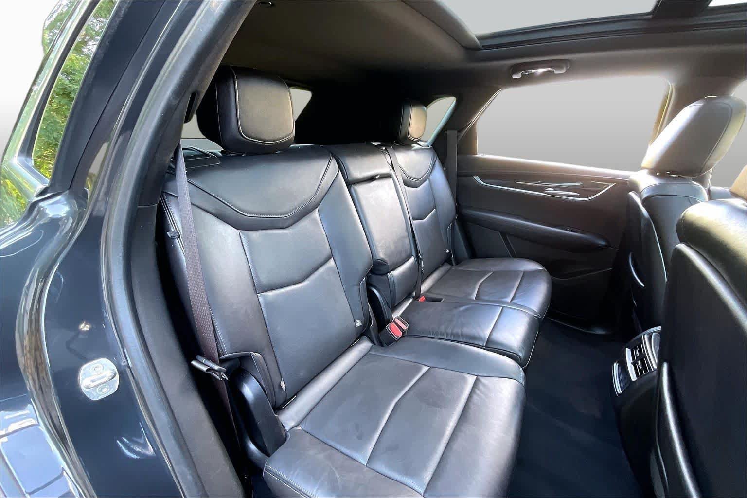 Used 2020 Cadillac XT5 Premium Luxury AWD/4WD image 19