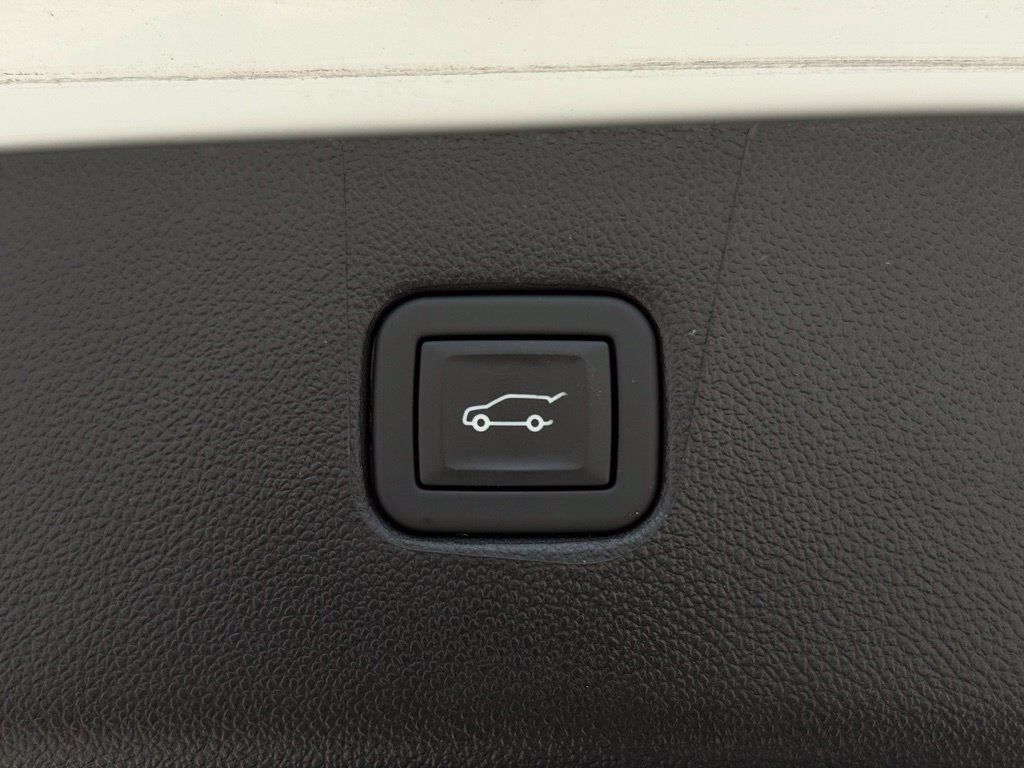 Used 2024 Chevrolet Blazer LT w/ Convenience Package FWD image 14