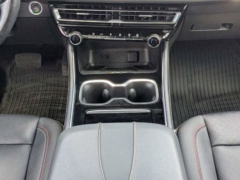 Used 2024 Chevrolet Traverse RS w/ LPO, Floor Liner Package AWD/4WD image 20