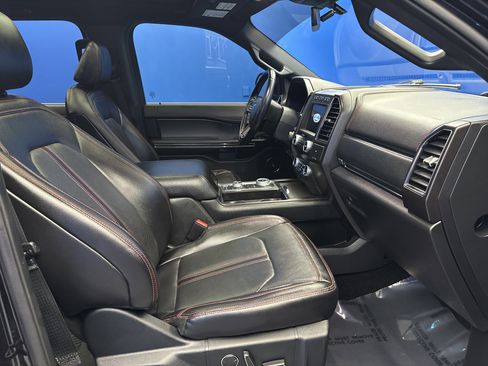 Used 2021 Ford Expedition Limited AWD/4WD image 24