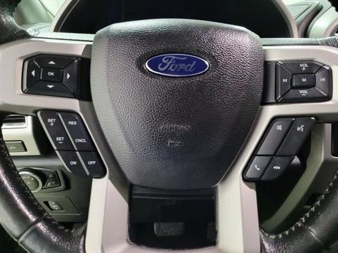 Used 2015 Ford F150 Lariat w/ Equipment Group 502A Luxury image 40