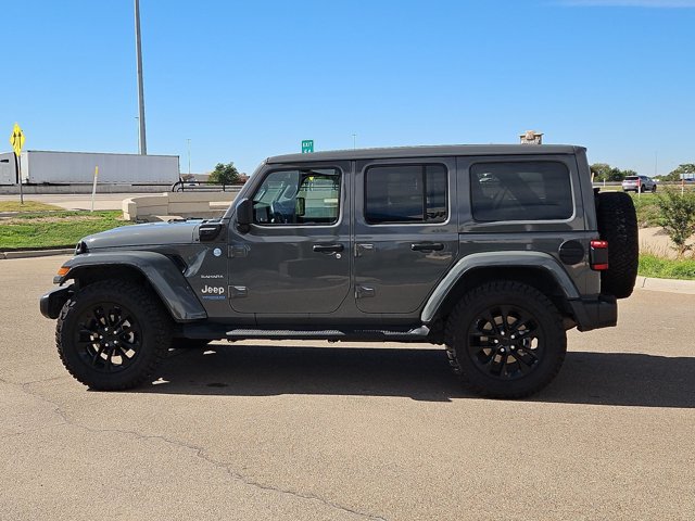 Used 2021 Jeep Wrangler Unlimited Sahara w/ Cold Weather Group AWD/4WD image 9