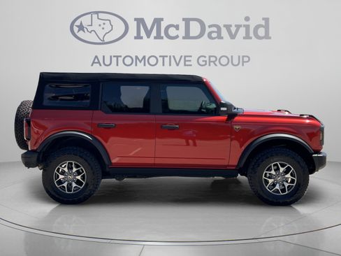 Used 2023 Ford Bronco Badlands AWD/4WD image 8