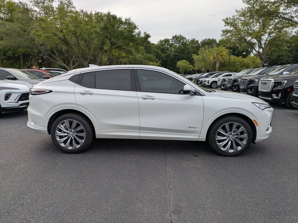 New 2026 Buick Envista Avenir FWD image 3