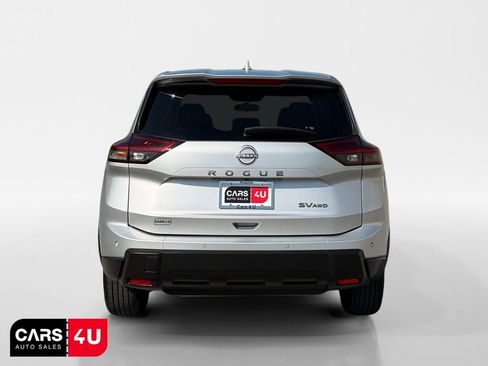 Used 2024 Nissan Rogue SV AWD/4WD image 6