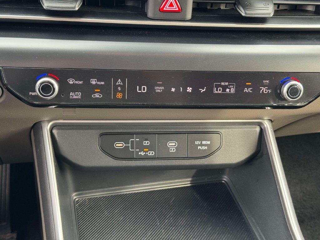 Used 2026 Kia Carnival LXS FWD image 26
