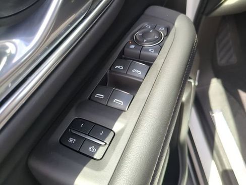 Used 2024 Chevrolet Tahoe Premier RWD image 22