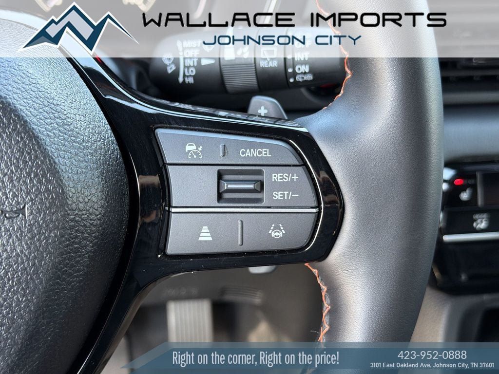 Used 2025 Honda Pilot TrailSport image 31
